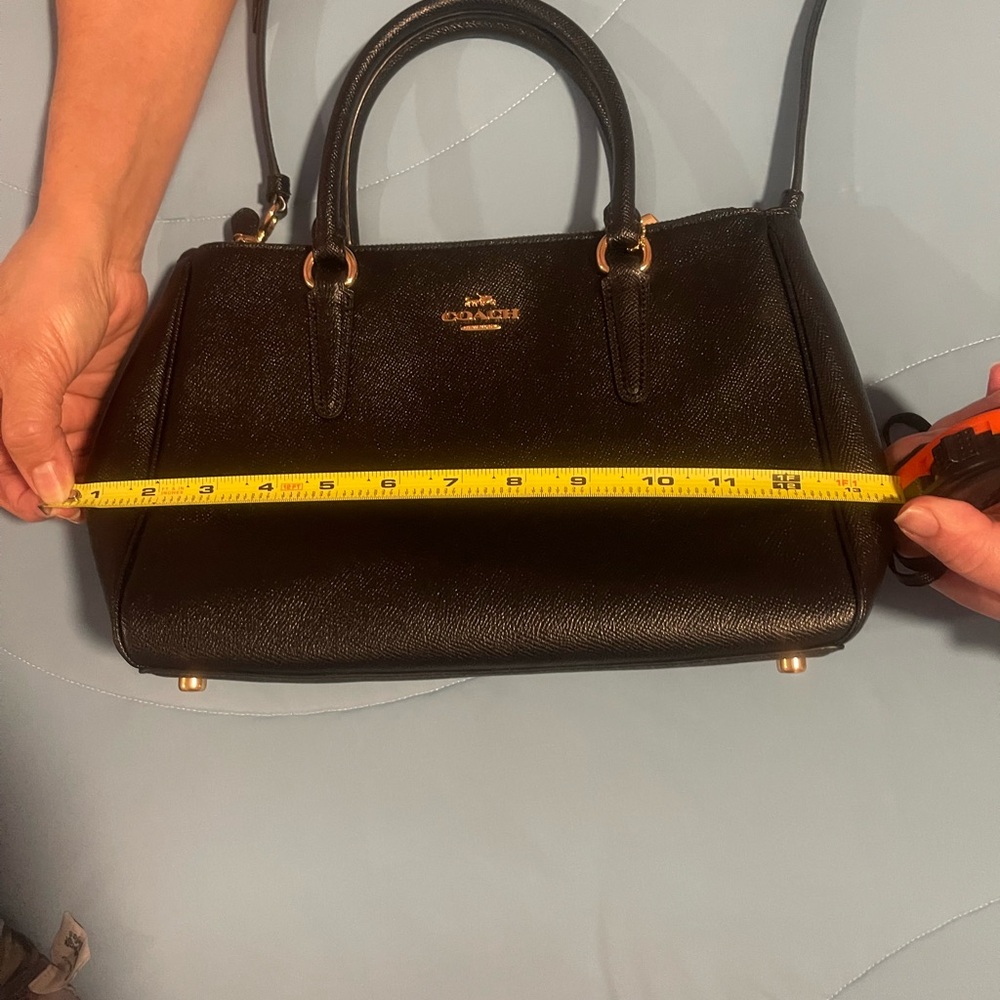 Authentic Coach Surrey Carryall. Style: F44958 - Picture 6 of 12